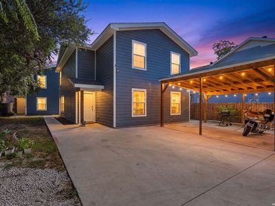 1535 W Laurel