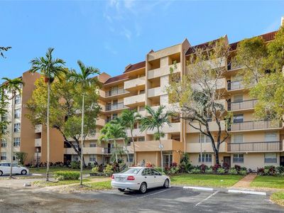 3841 Environ Blvd APT 635