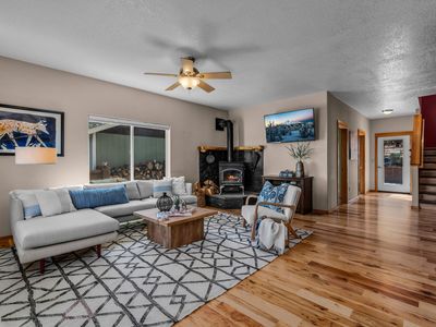 62262 Chickadee Ln
