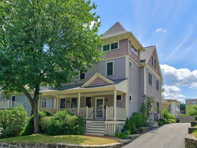 33 Sedgwick St #33