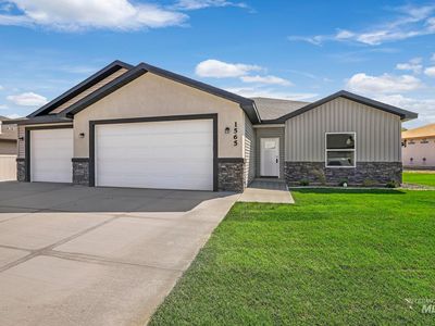 1565 Morning Dove Way