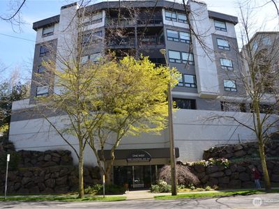 5000 California Avenue SW UNIT 304