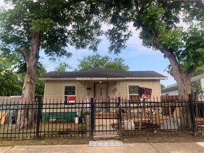 3321 Brantley St