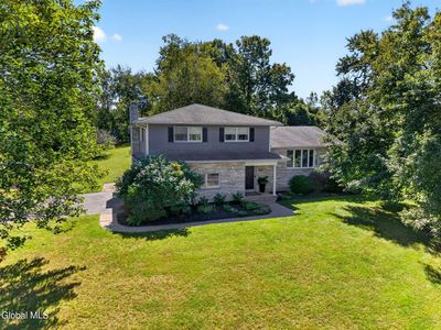 9 Valente Drive