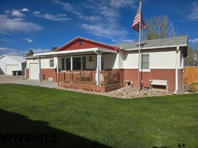 4325 Pleasant Dr