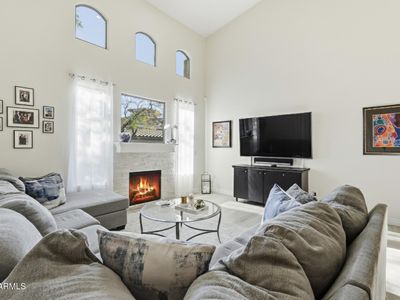 20802 N Grayhawk Dr UNIT 1107