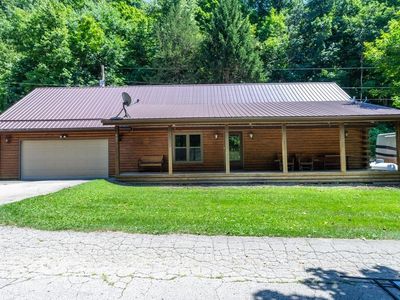 407 Country Ln