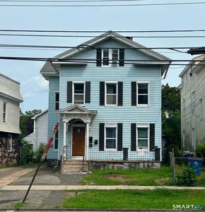 499 Dixwell Avenue