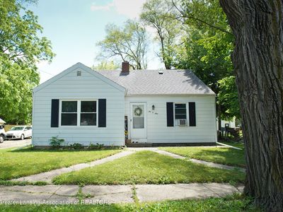 Property at 609 W Walker St, Saint Johns, MI