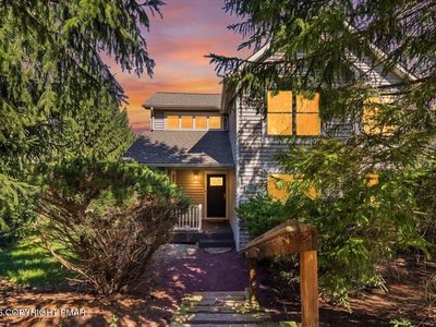 347 Hemlock Ln