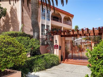 2035 4th St Unit 202C