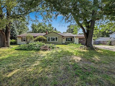 3346 Dean Lake Ave NE