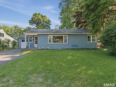 62 Douglas Drive