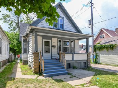 2321 S 26th STREET