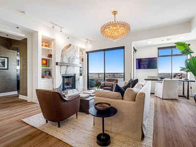 717 Riverside Dr #1205