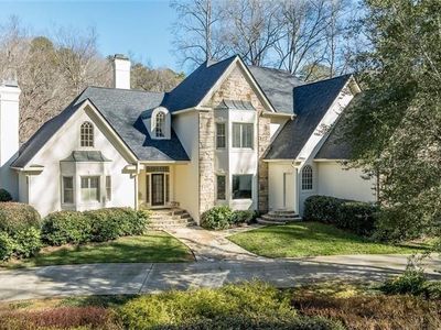 325 Riverhall Ct