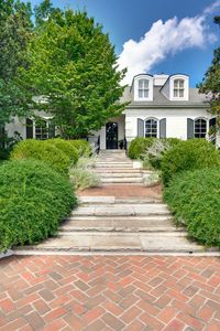 6111 Hickory Valley Rd