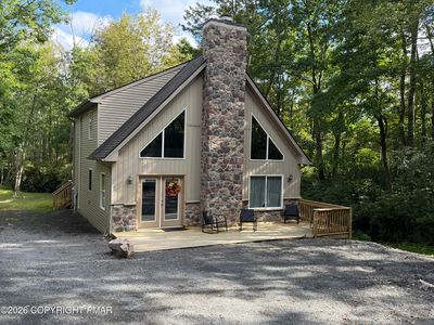 230 Delaware Dr