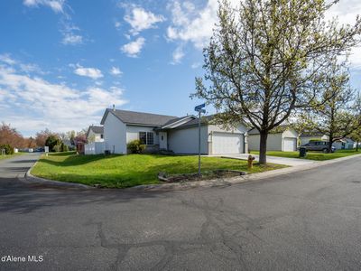 2581 W Grenoble Ln
