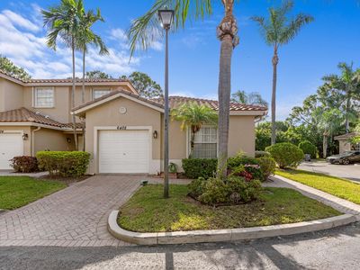 6402 Park Lake Circle