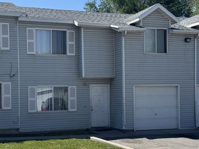 241 E Crestone Ave #C