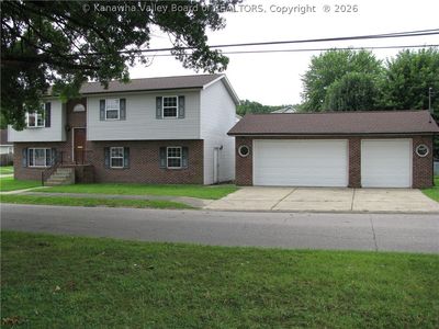 Property at 1253 7th Ave, Saint Albans, WV