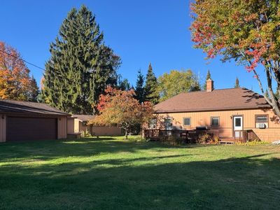 2421 Goldfinch Ln