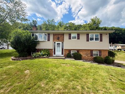920 Sarah Ln