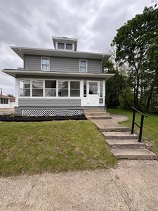 160 Elm St