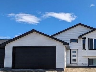 2305 Oriole Dr