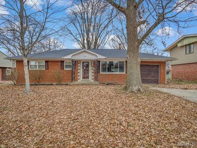 Property at 708 Meadow Dr, Red Bud, IL