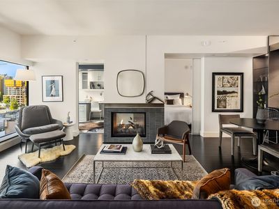 820 Blanchard Street #1209