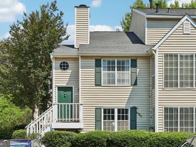 Property at 1608 Glenleaf Dr, Peachtree Corners, GA