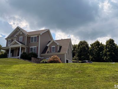 5 Rolling Hills Drive