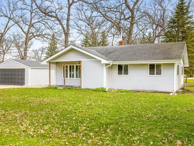 Property at 6127 Oak Dr, Byron, IL
