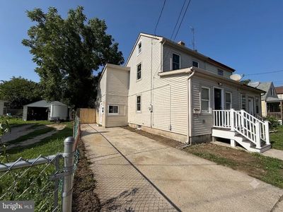 308 E Main St