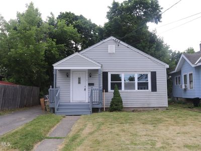 1 Holmes Court