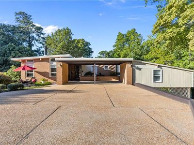 8 Rollingwood Pl