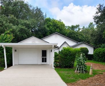 Property at 495 E Stratford Rd, Lecanto, FL