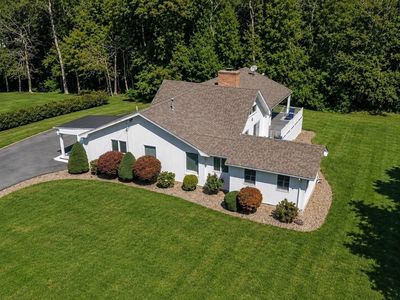 6 Strathmore Rd