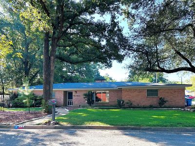 413 Davis Dr