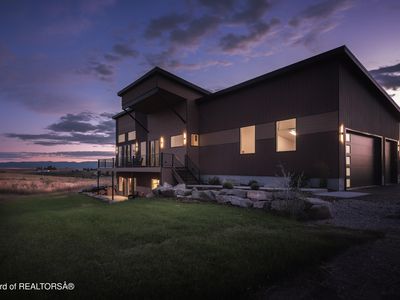 9529 & 9585 Buck Town Blvd