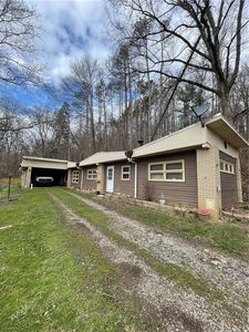 258 Sterling Rd
