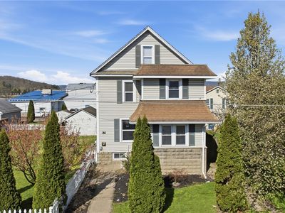 16 Townsend Ave