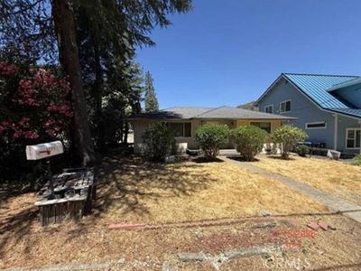 9805 Diane Ln