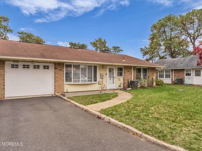 68 Buckingham Drive #A