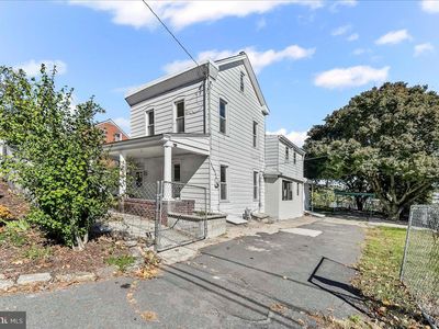85 Price St