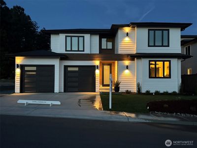 3233 NW Brianna Avenue