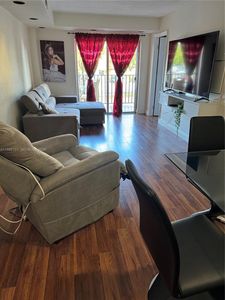 4717 NW 7th St APT 203-10