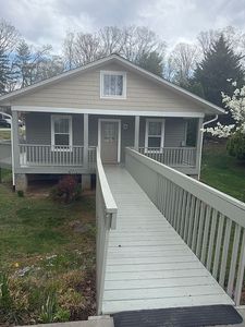 137 Warren Haynes Dr